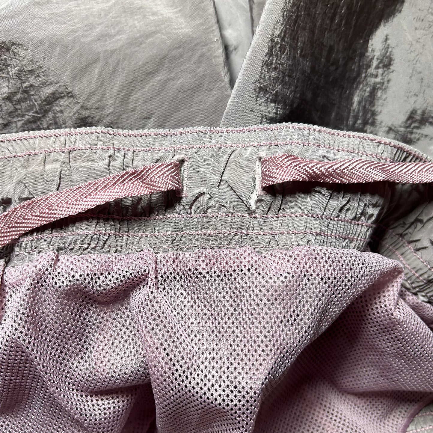 Stone Island Dyed Nylon Metal Shorts - XL - Rose Quartz