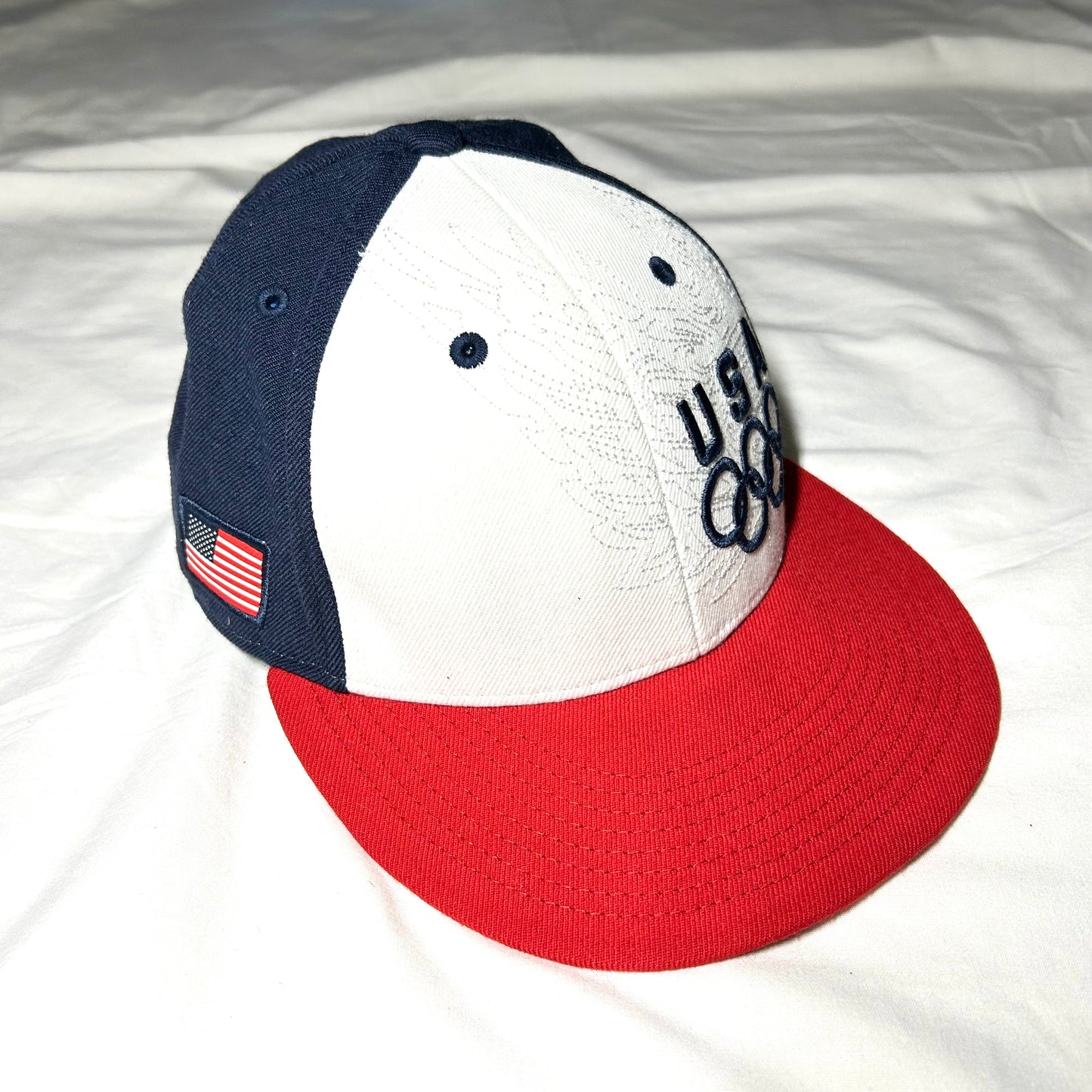 Nike 643 2008 Beijing Team USA Olympics Fitted Hat - 7 & 1/8 - Red / White / Blue