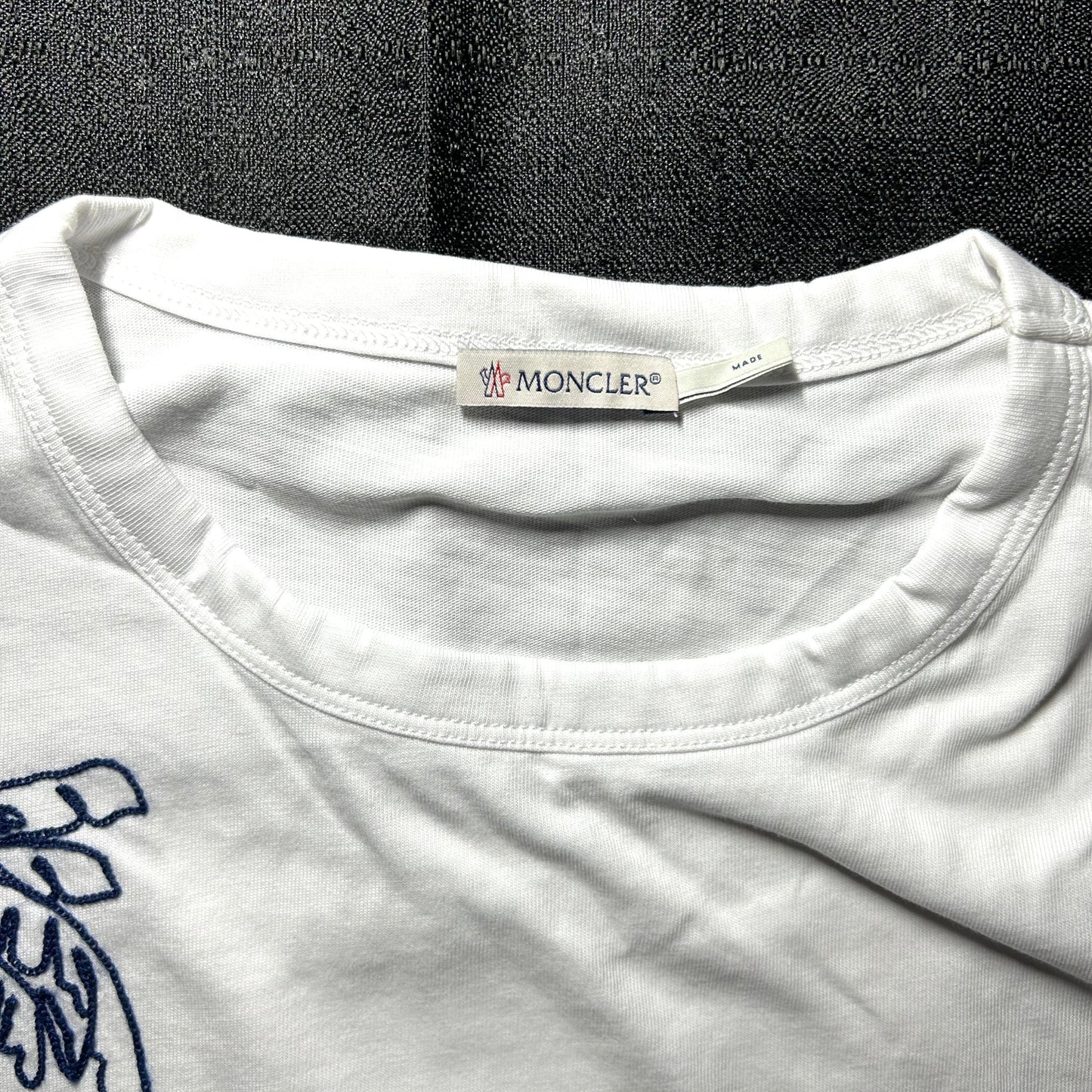 Moncler Embroidered Hawaiin Maglia T-Shirt - XL - White / Blue