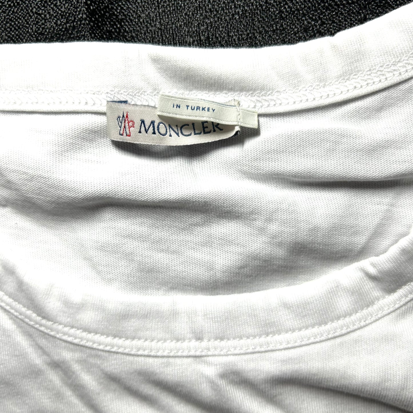 Moncler Embroidered Hawaiin Maglia T-Shirt - XL - White / Blue