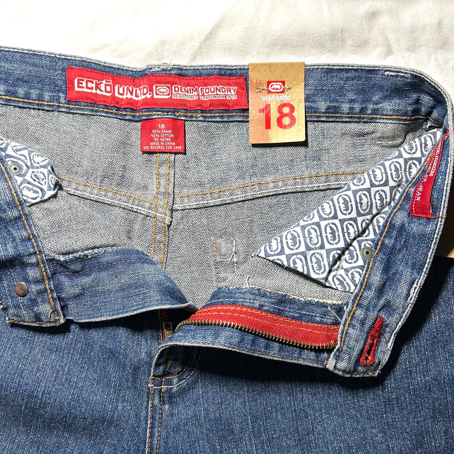 New w/ Tags Ecko Unltd Y2K Gambler Straight Cut Jeans Deadstock - 29 x 30