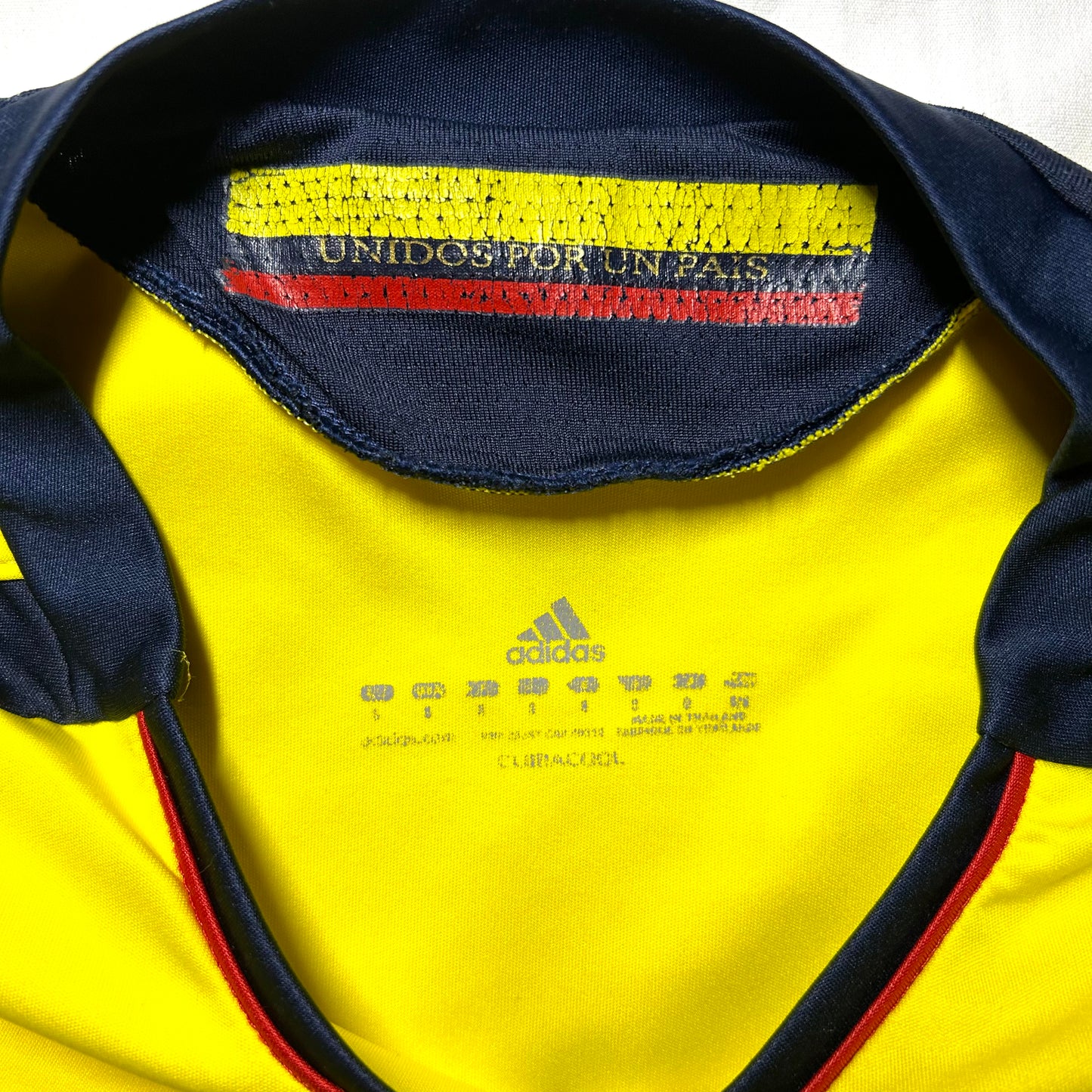 Adidas Federacion Colombiana de Futbol Home Jersey 2011-2014 - Small