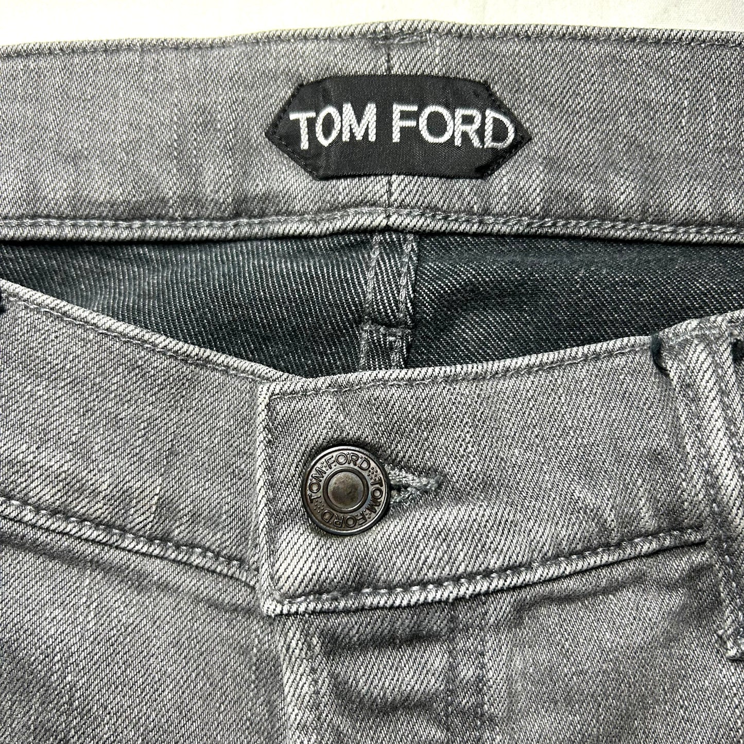 Tom Ford Straight Cut Selvedge Denim Jeans TFD002 - 36 x 34 - Gray Wash