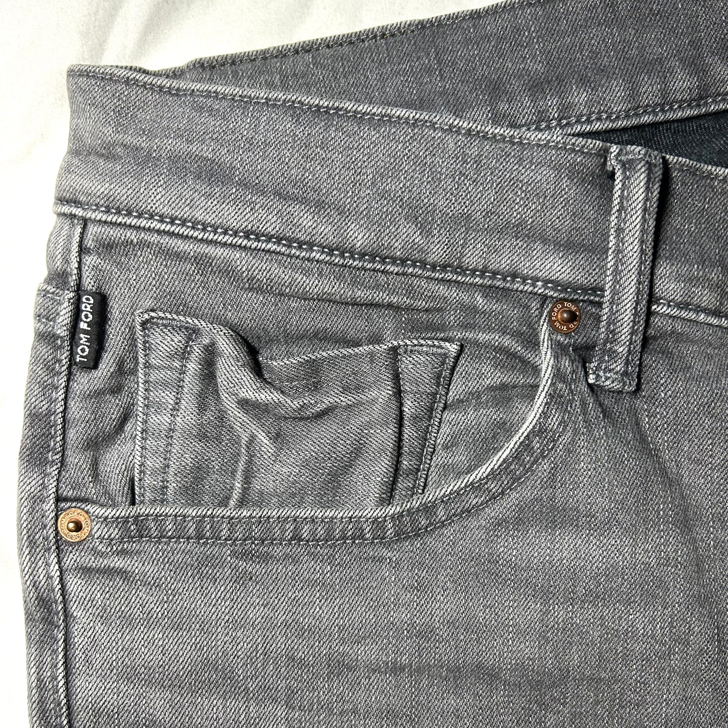 Tom Ford Straight Cut Selvedge Denim Jeans TFD002 - 36 x 34 - Gray Wash