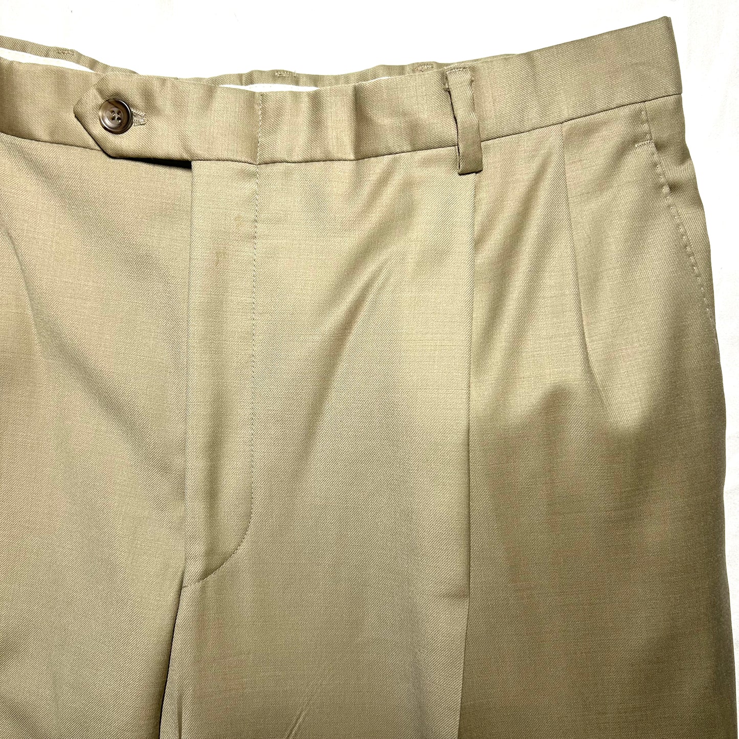 Vic Fangio's Hart Schaffner Marx Wool Pleated Dress Pants - 38 x 32 - Beige