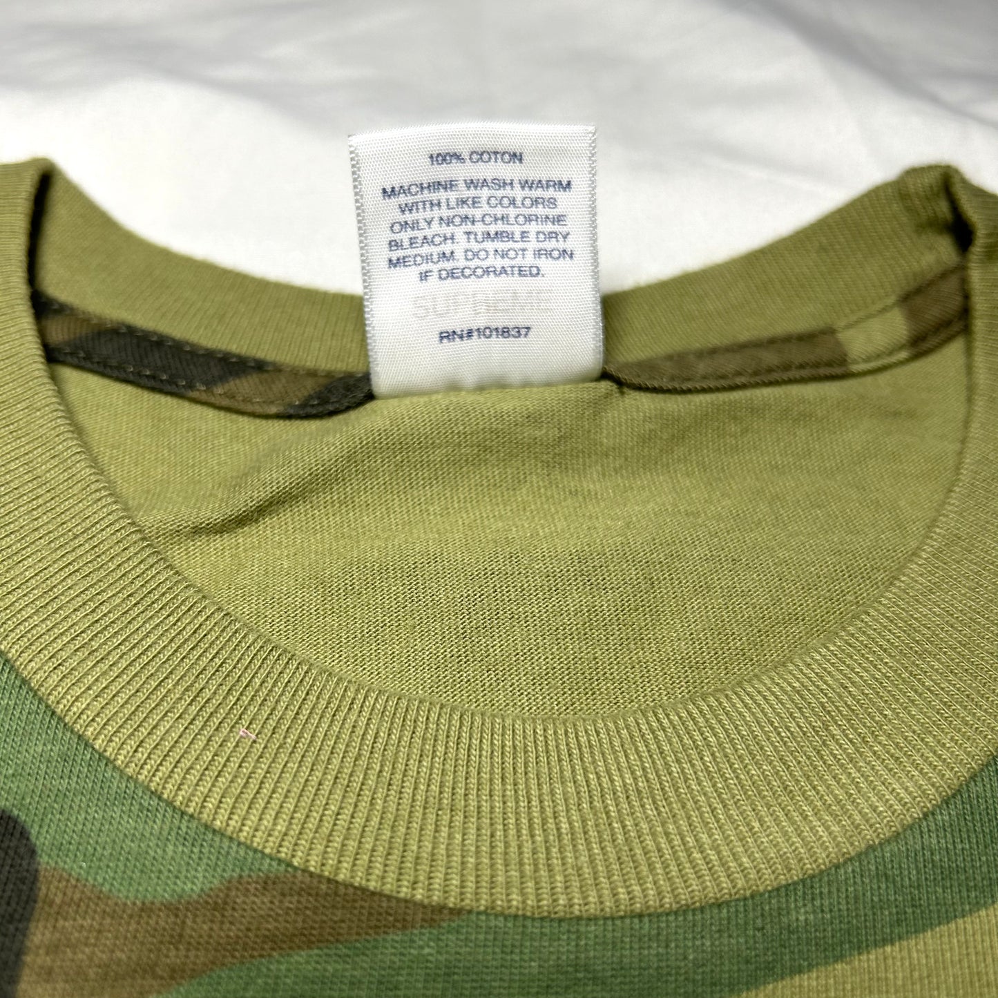 Supreme "Pouvoir Supreme Au Peuple" T-Shirt (Spring/Summer 2019) - Large - Camo