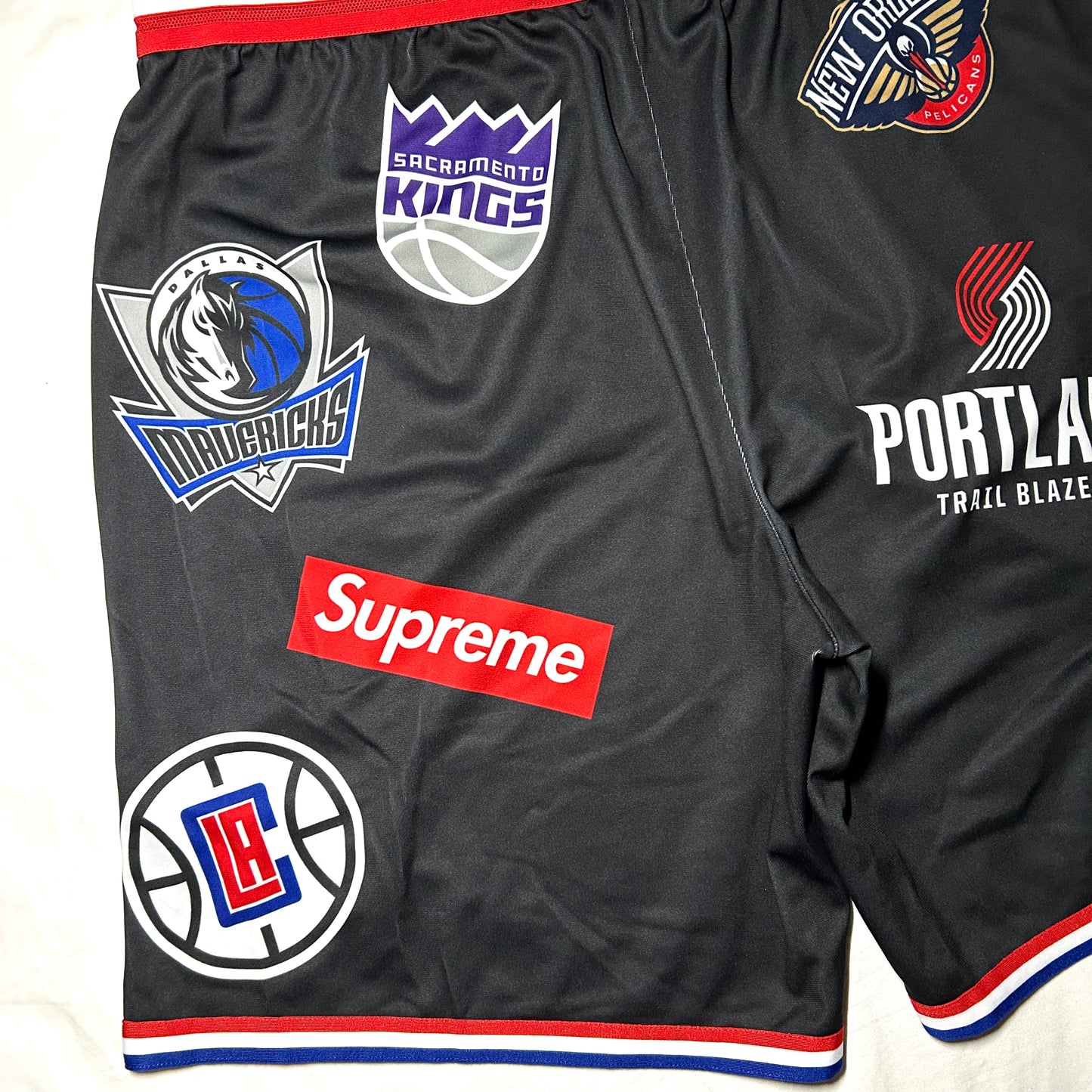 Supreme x Nike NBA Teams Authentic Shorts (Spring/Summer 2018) - XL