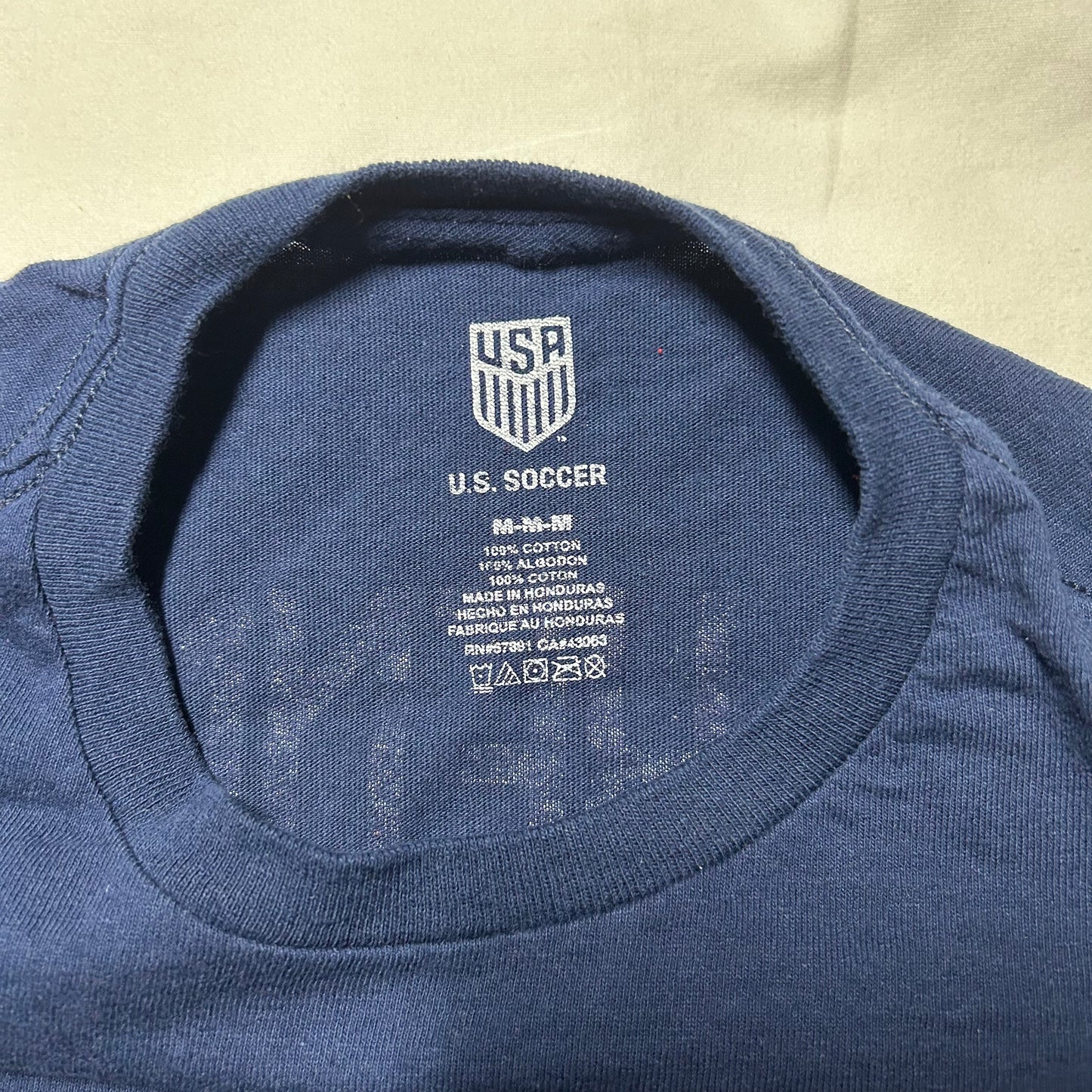 US Men's National Soccer Team Weston McKennie #8 T-Shirt - Medium - Navy