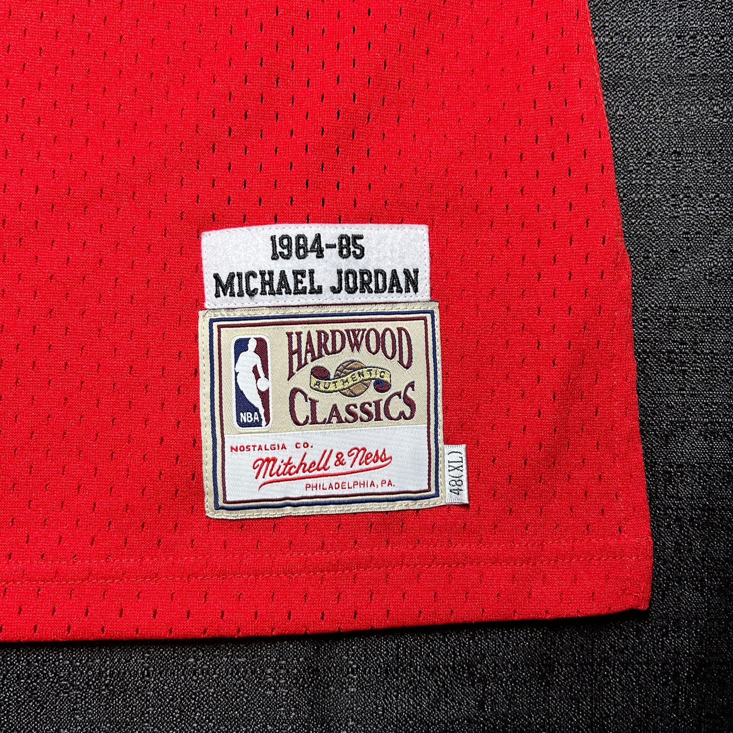 Mitchell & Ness Hardwood Classics Chicago Bulls Michael Jordan #23 1984-1986 Authentic Rookie Jersey - 48 (XL) - Red