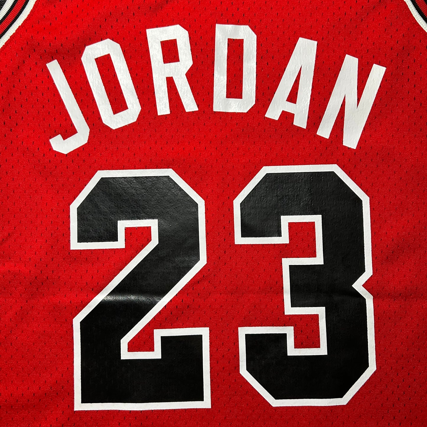 Mitchell & Ness Hardwood Classics Chicago Bulls Michael Jordan #23 1984-1986 Authentic Rookie Jersey - 48 (XL) - Red