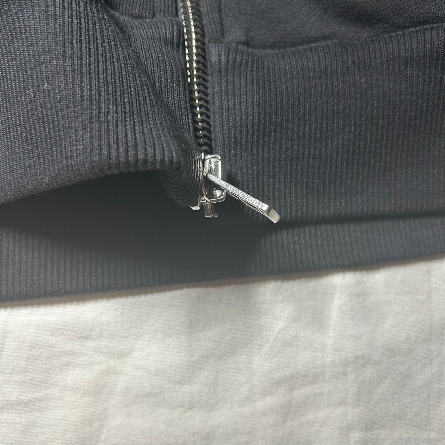 Givenchy Paris 1 7 Oversized Full Zip Hoodie - Size M