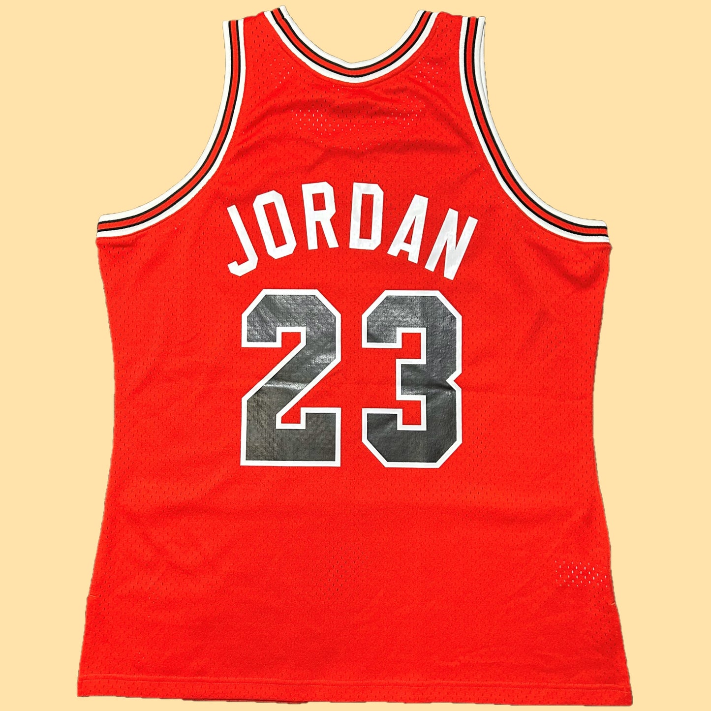 Mitchell & Ness Hardwood Classics Chicago Bulls Michael Jordan #23 1984-1986 Authentic Rookie Jersey - 48 (XL) - Red